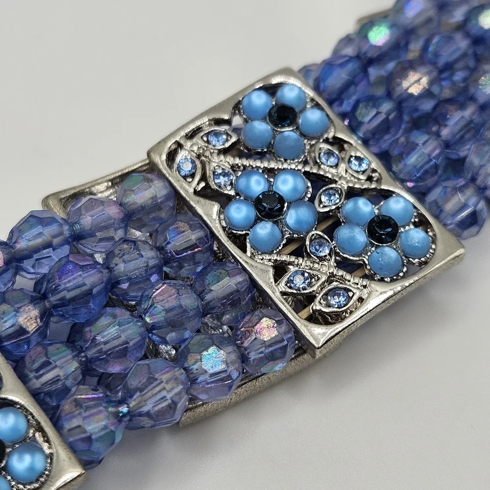 VINTAGE Blue Beaded Flower Rhinestone Silver Tone Stretch Bracelet